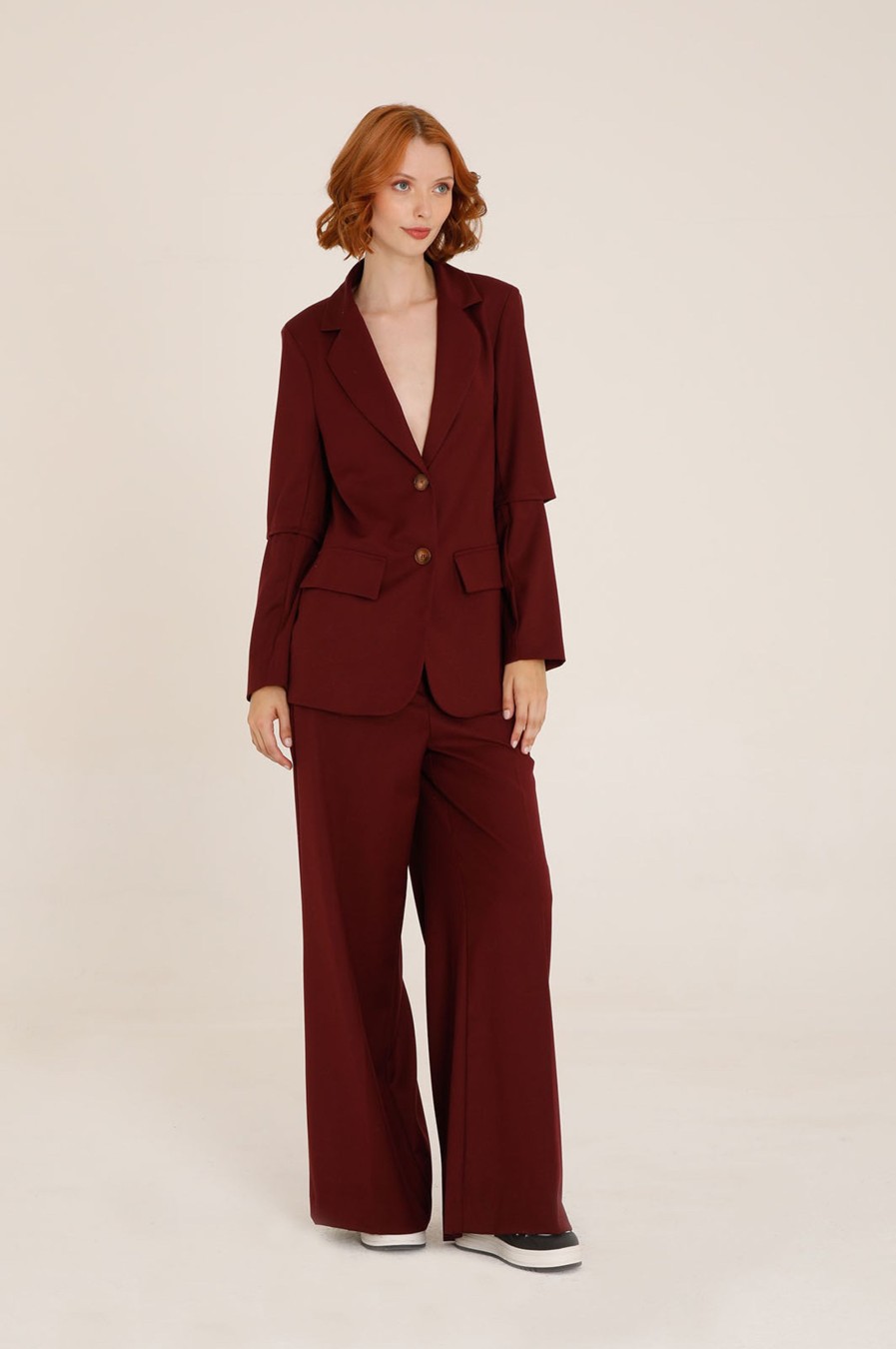 Donna Futur3 | Blazer Con Aperture Sui Gomiti Bordeaux